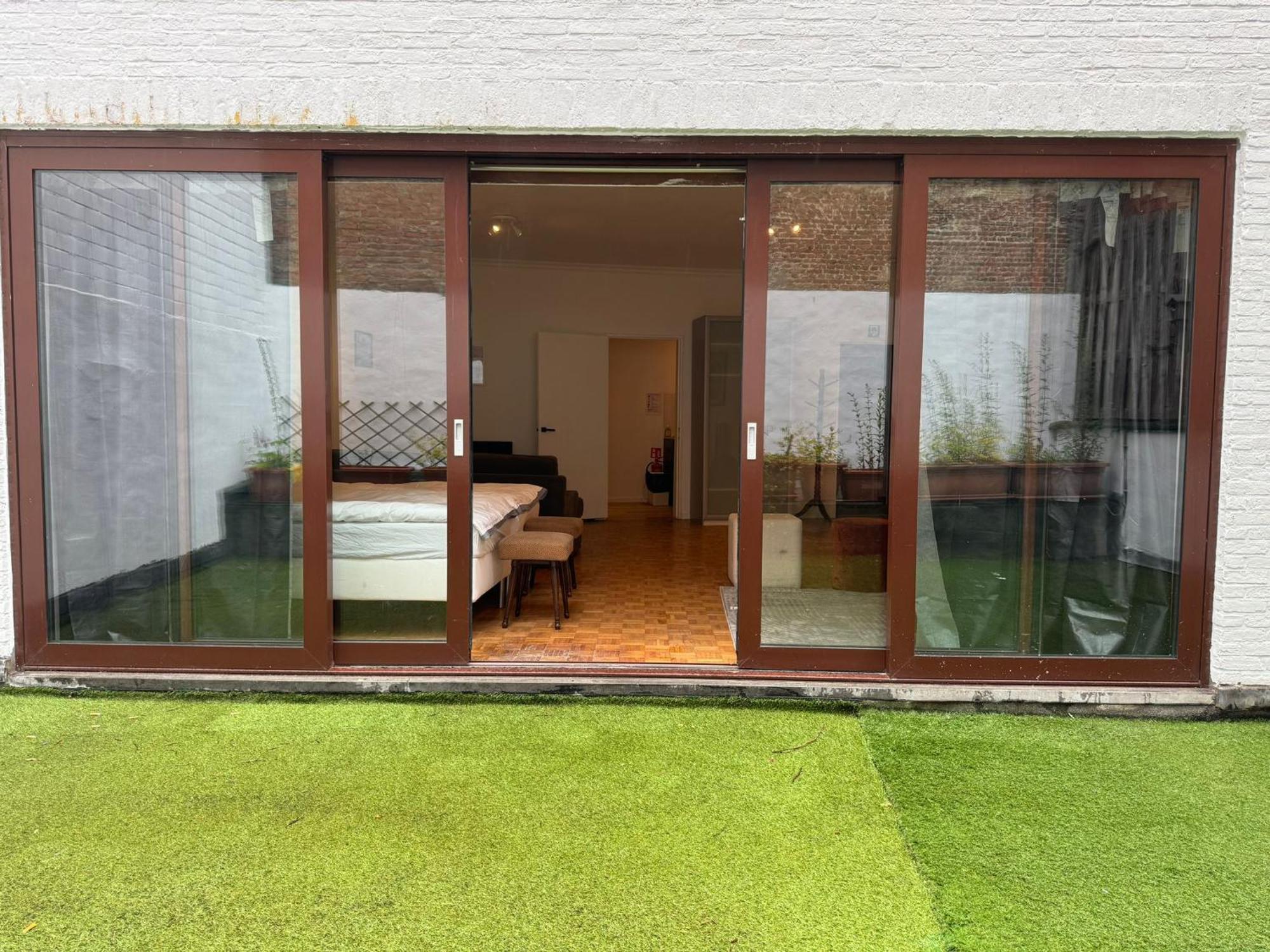 Garden Loft In City Center Meir 1Fl Антверпен Экстерьер фото